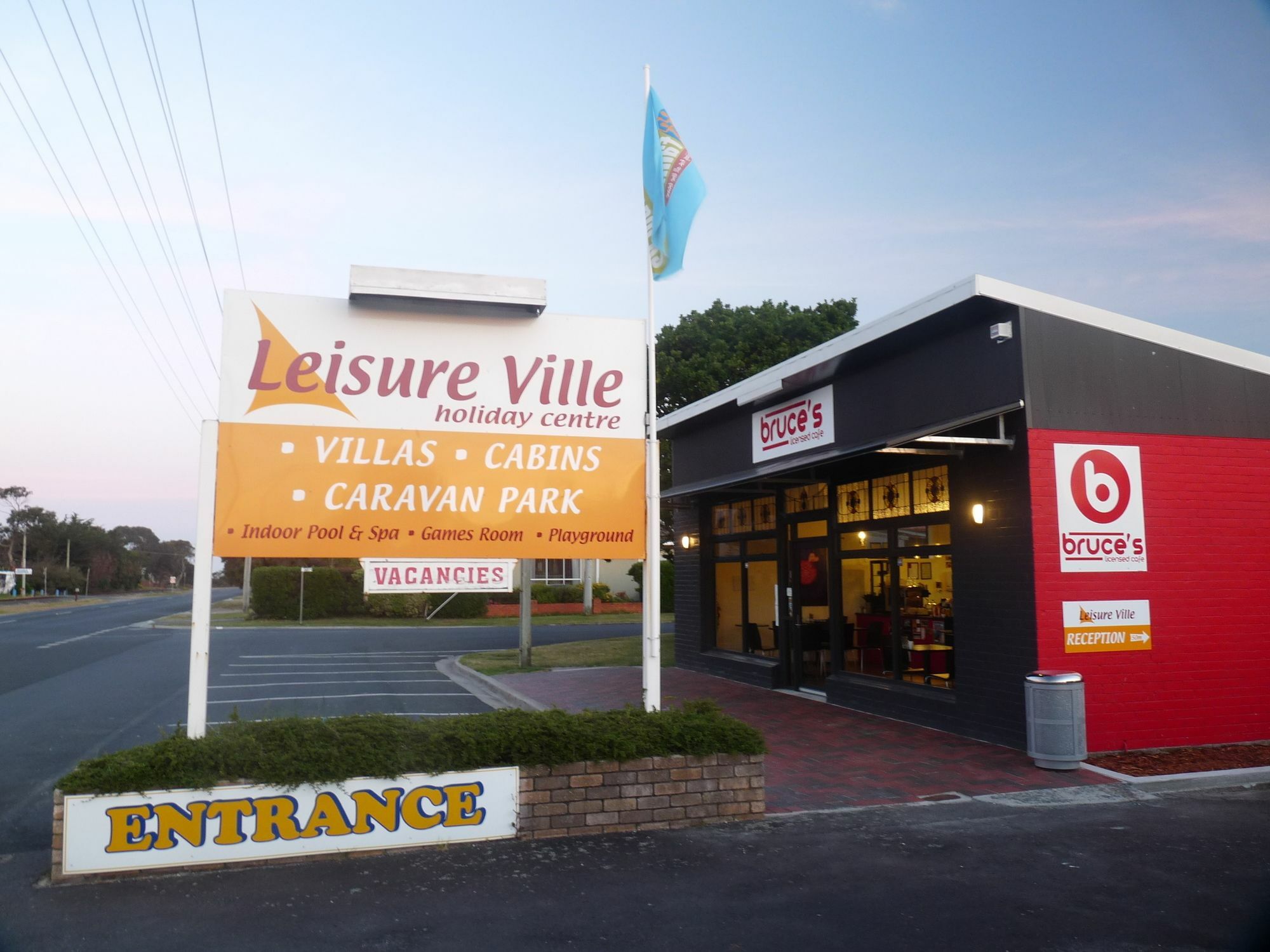 Leisure Ville Holiday Centre Wynyard Exteriör bild